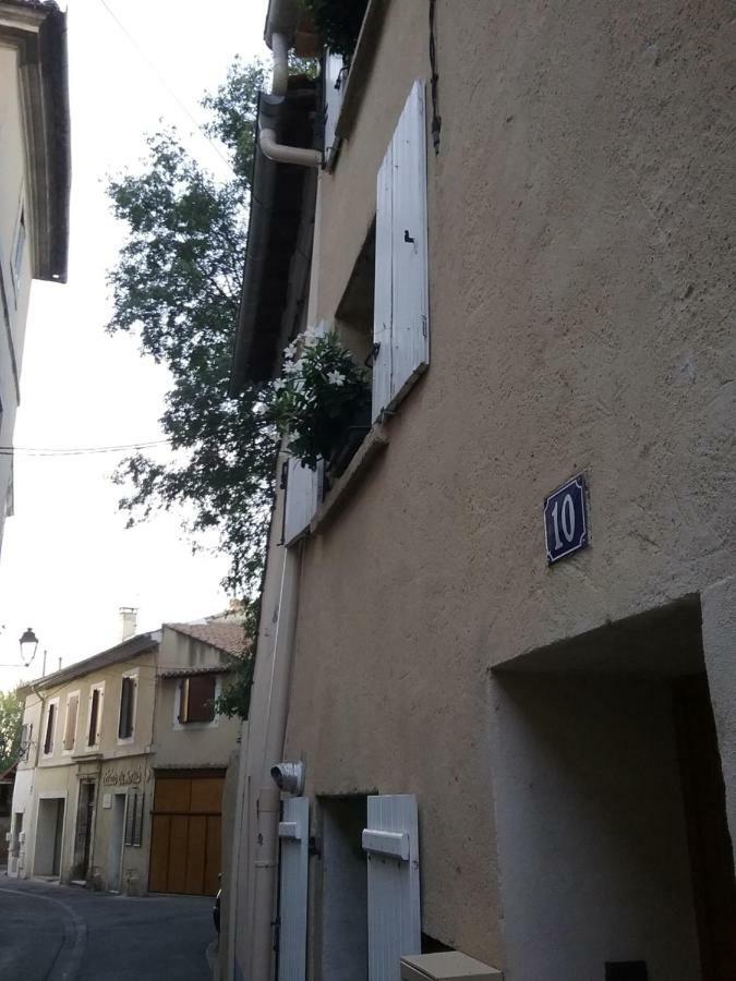 Apartamento Au 10 LʼIsle-sur-la-Sorgue Exterior foto